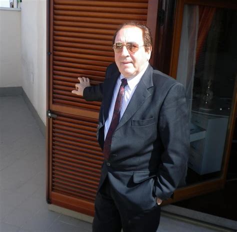 Ernano Barretta .